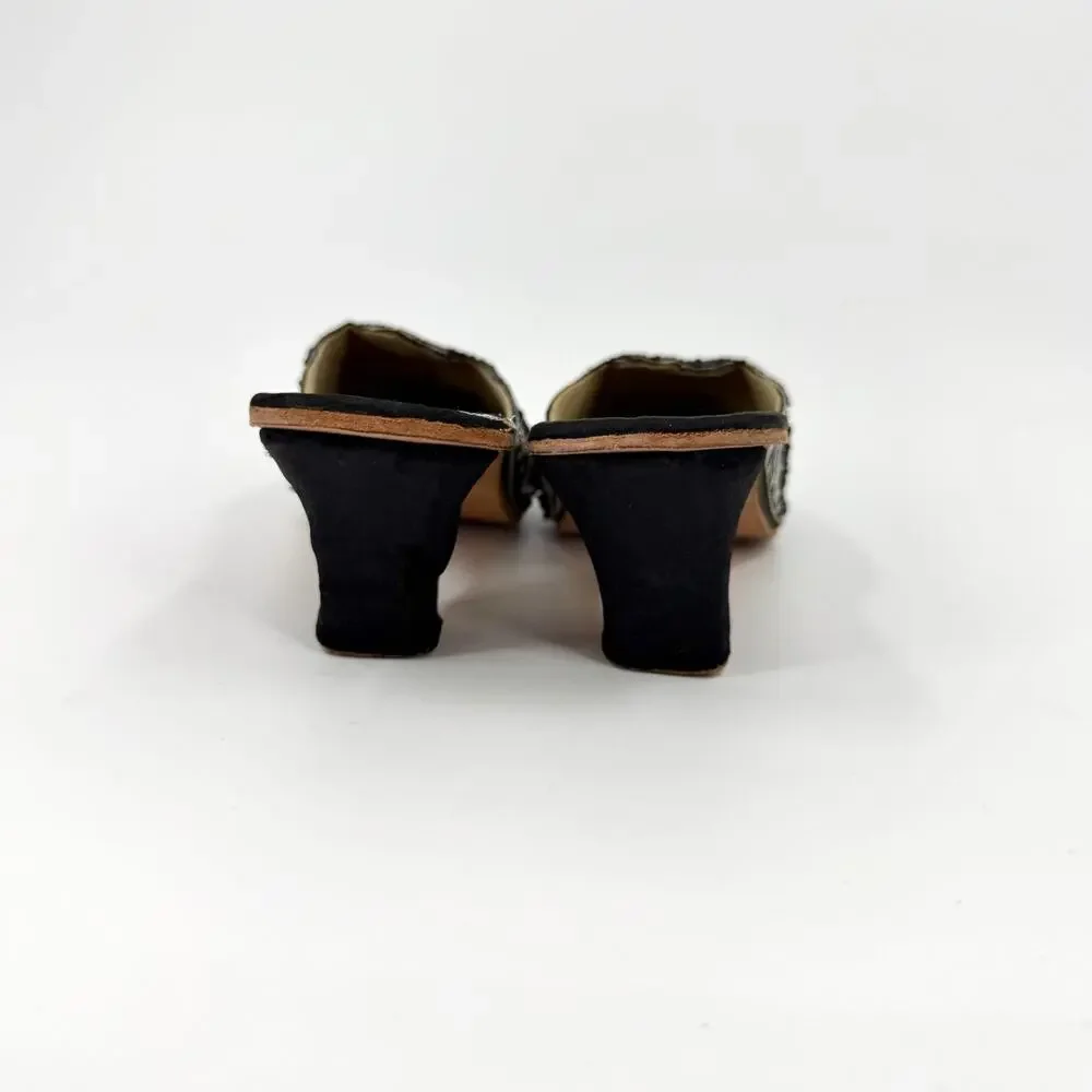 Beachcombers pointed satin are